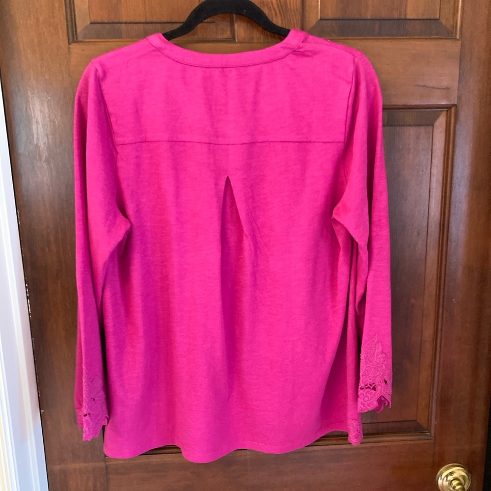 Women’s Pink Lace-Trim Henley Top - Picture 4 of 5